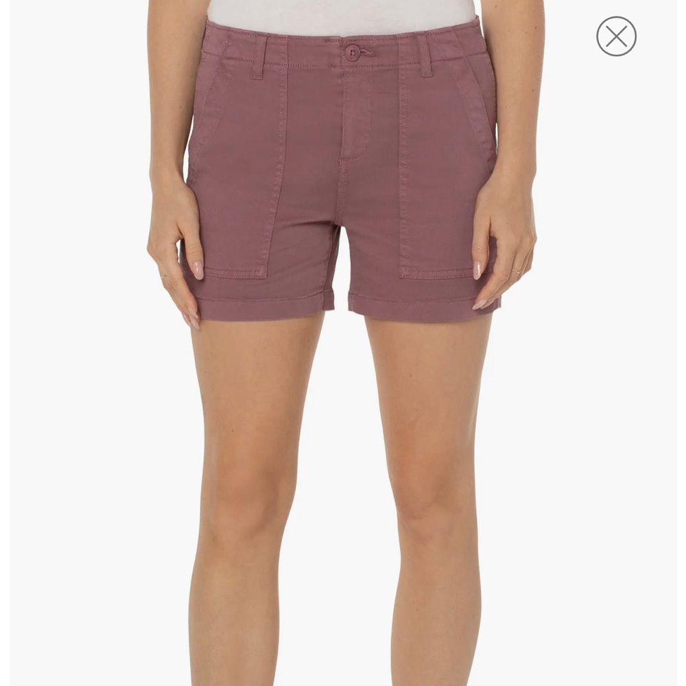 Utility Shorts - Victorian Mauve
Liverpool Los Angeles
